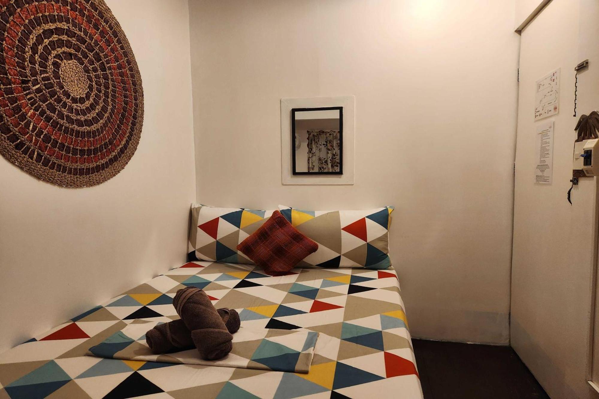 Balai Vivencio Hostel Puerto Princesa Bagian luar foto